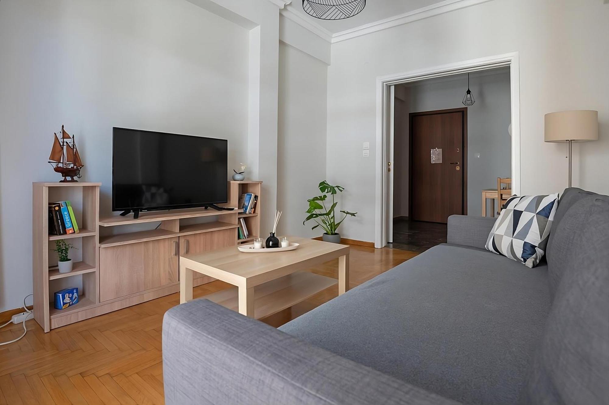 Entire Apt, 3Rd Floor, 1 Bedroom Aten Exteriör bild